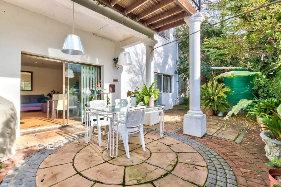 4 Bedroom Property for Sale in Tamboerskloof Western Cape